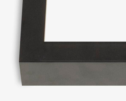 Gallery Mid Black - Corner Sample