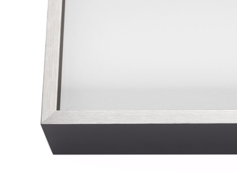 Metal New School Silver Blackout