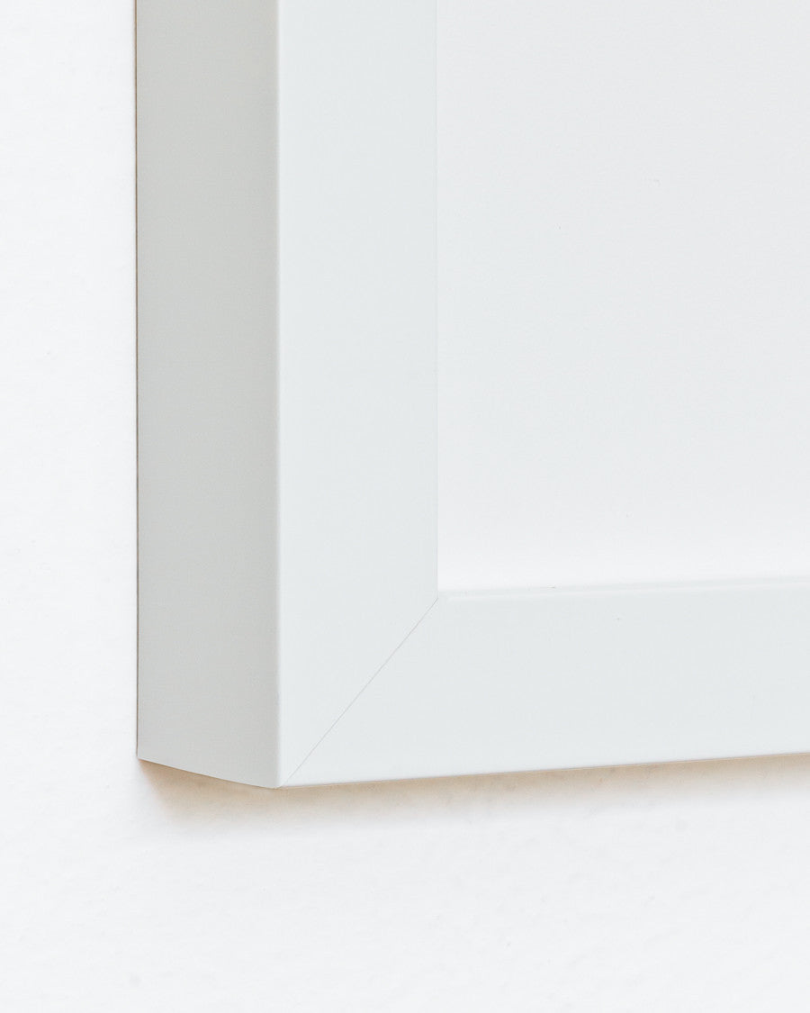 Simply Framed White Gallery Frame